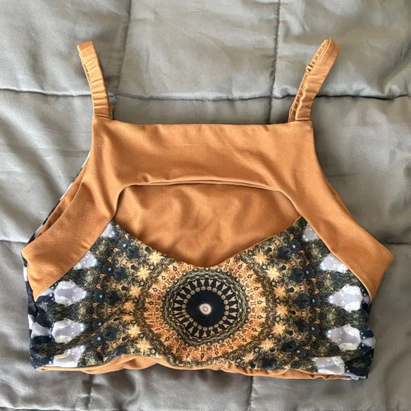 Wolven Noor Print Leggings and Top - Picture 5 of 10